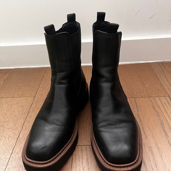 Sam Edelman Chelsea Laguna Boots - Picture 2 of 8